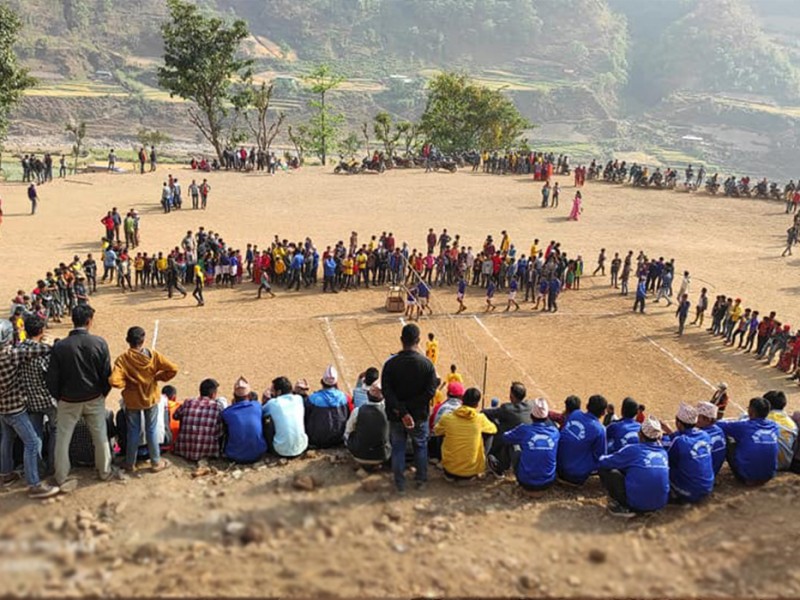 बाँफिकोटको दोस्रो राष्ट्रपति रनिङ शिल्ड बालकल्याण मावि सिम्तारूलाई 